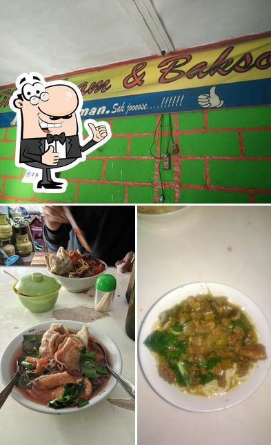Restoran Mie Ayam Dan Bakso Blembeman Restaurant Wonosari Restaurant