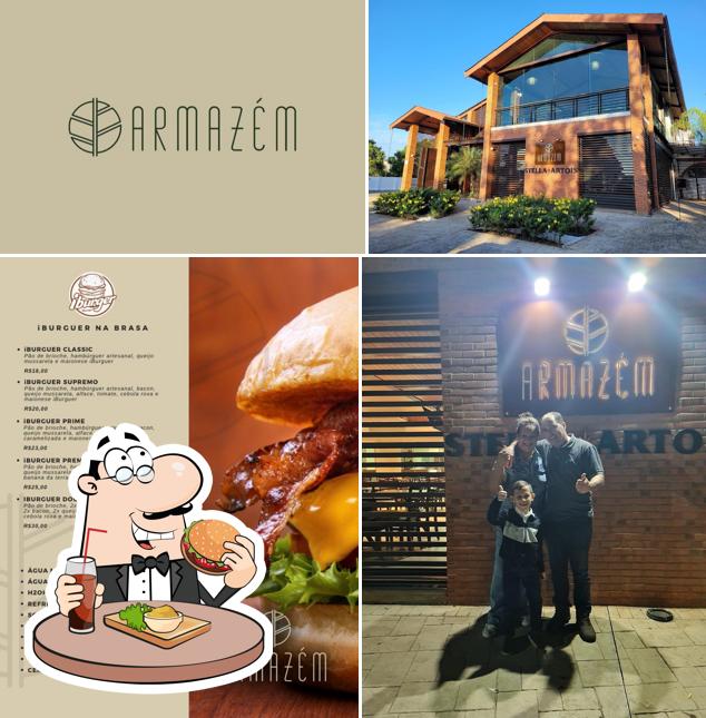 Попробуйте гамбургеры в "Armazém Gastrobar"