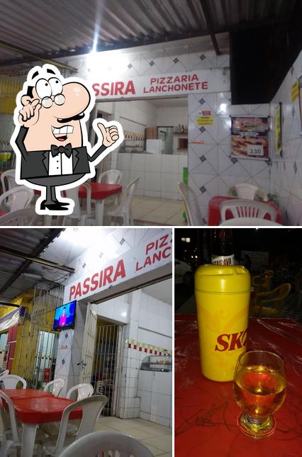 O interior do Passira Pizzaria Lanchonete