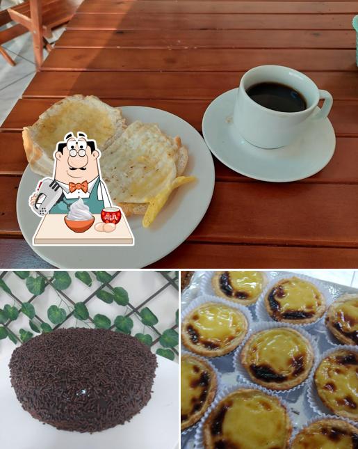 Grão de Ouro Restaurante, Café da Manhã, Lanches, Cafeteria e Choperia oferece uma escolha de sobremesas