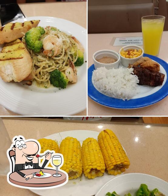 Food at RACKS SM Seaside Cebu