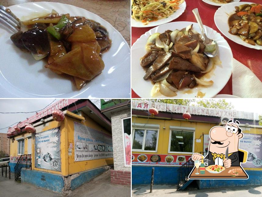 Check out the photo displaying food and exterior at Chernaya Roza kafe kitayskoy kukhni