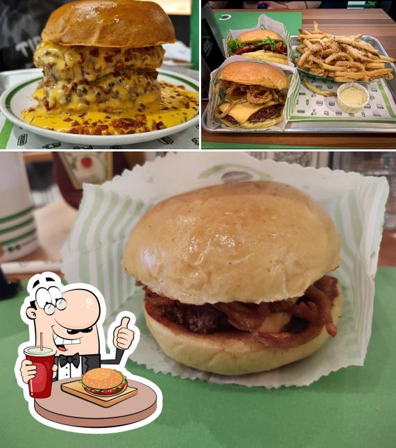 Delicie-se com um hambúrguer no Cabana Burger