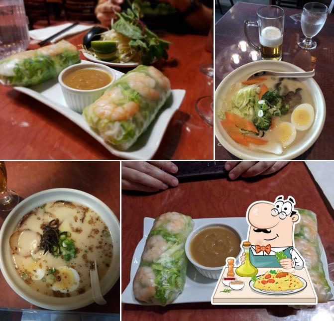 Meals at Saigon Pho