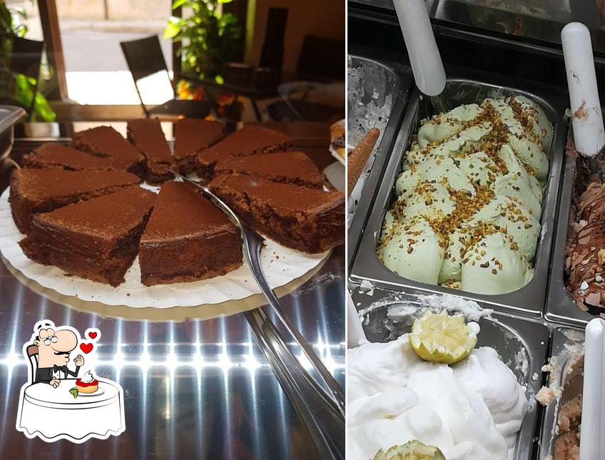 Gelateria Caffetteria "Crema E Cioccolato" di Francesco Viola25 offre un'ampia varietà di dolci