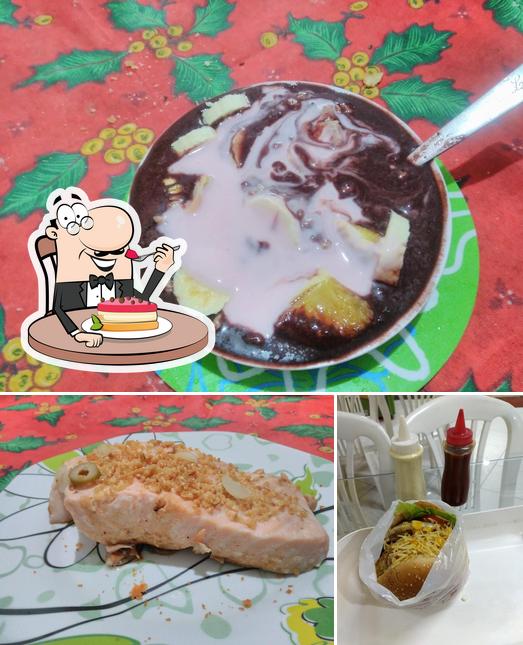 João Lanches serve uma variedade de pratos doces