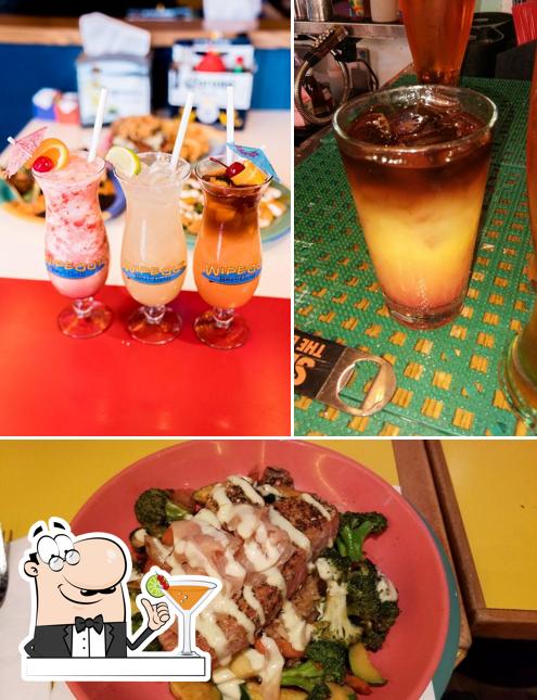 Las fotografías de bebida y comida en Wipeout Bar & Grill