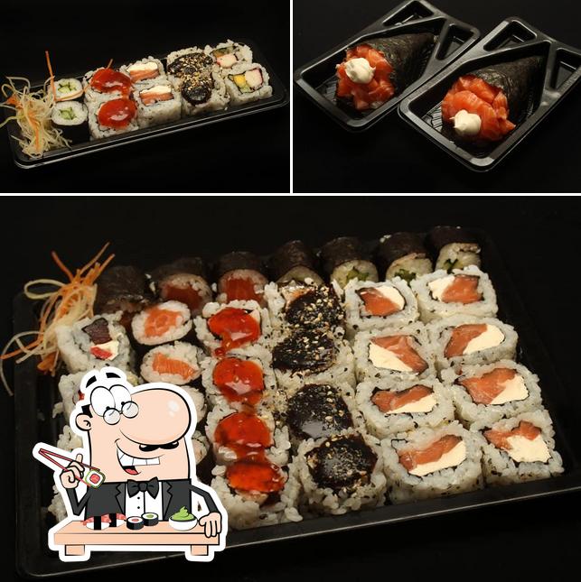 Rolos de sushi são disponibilizados no Karol Lanches