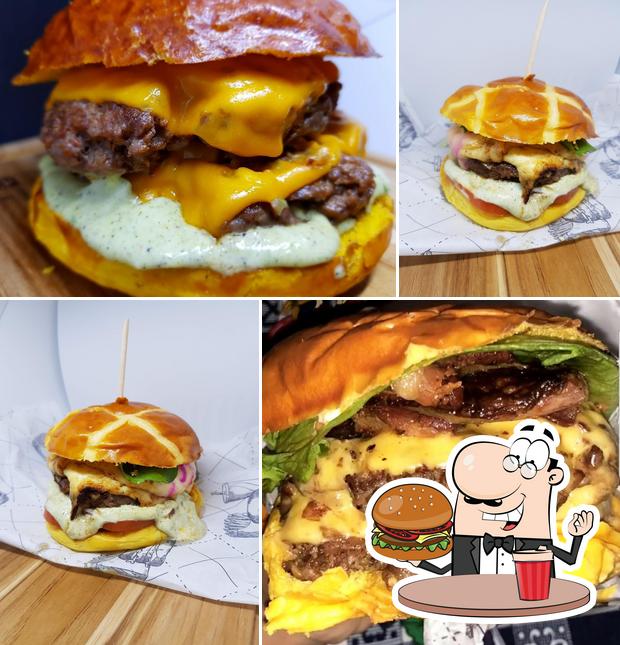 Consiga um hambúrguer no BULHOES SMASH BURGER