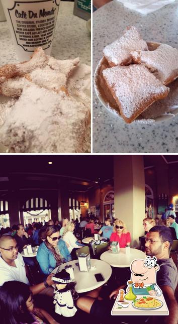 The photo of Cafe Du Monde’s food and bar counter