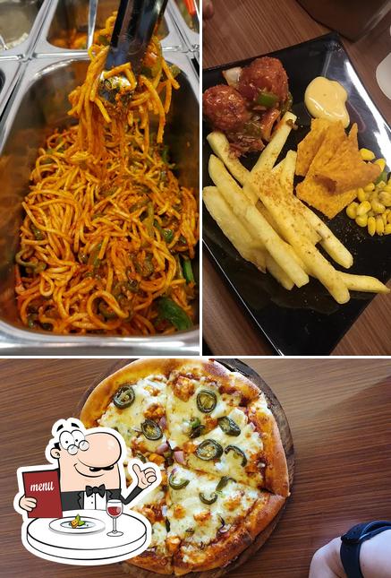 Food at SAM'S PIZZA PRAHLADNAGAR