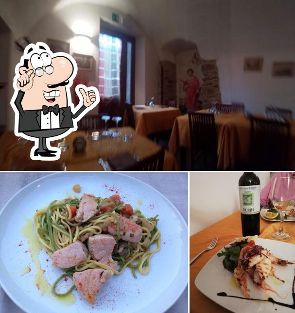 Tra le diverse cose da Osteria San Lorenzo si possono trovare la interni e vino