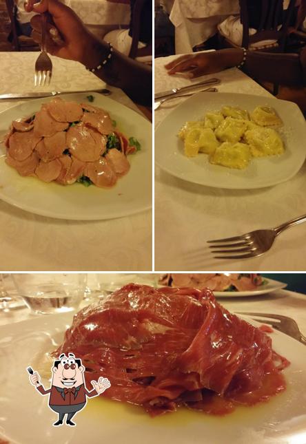 Еда в "Ristorante Fontanabroccola"