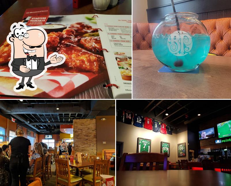 Look at the photo of Boston Pizza