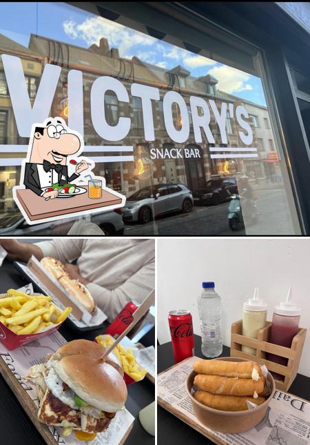 L’image de la nourriture et extérieur de VICTORY’S SNACK BAR’s