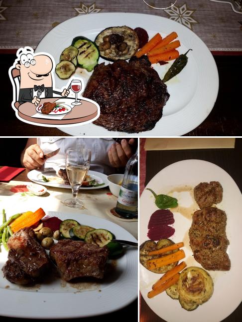 Order meat dishes at Steakhaus Brasil