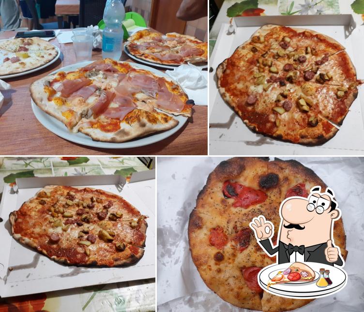 Essayez des pizzas à Pizzeria Da Peppo Di Giuseppe Bruno