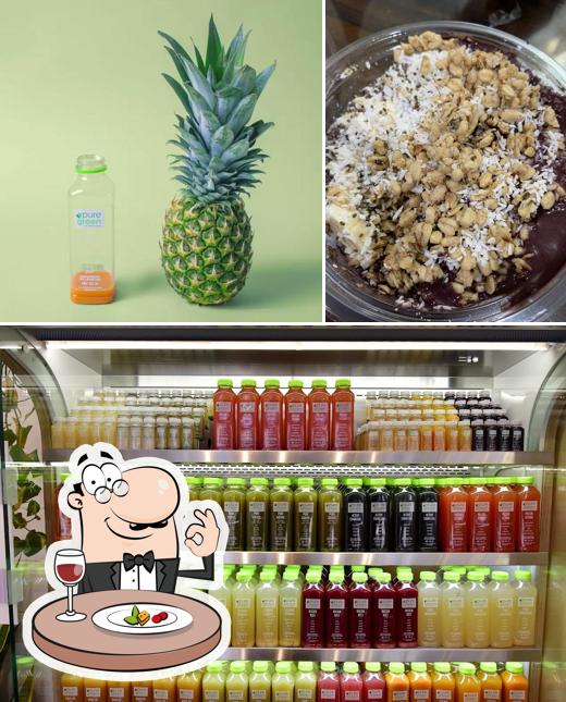 Las imágenes de comida y interior en Pure Green - Juice Bar Lincoln Park