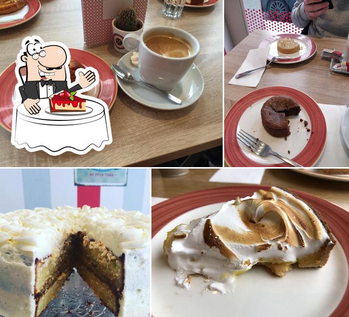 Coffee Lab serviert eine Mehrzahl von Desserts 