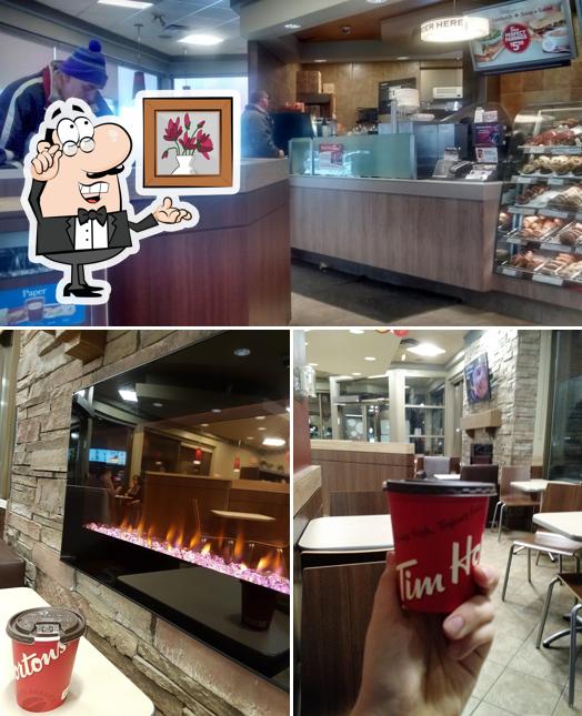 L'intérieur de Tim Hortons