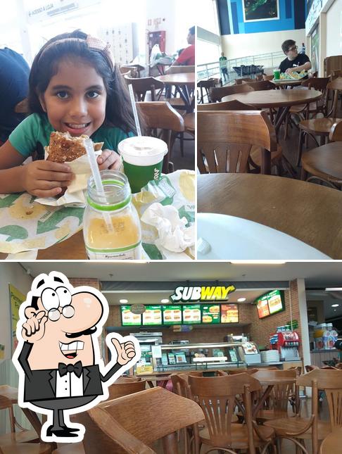 O interior do Subway