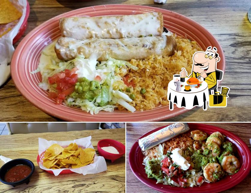 Блюда в "El Loro Mexican Restaurant"