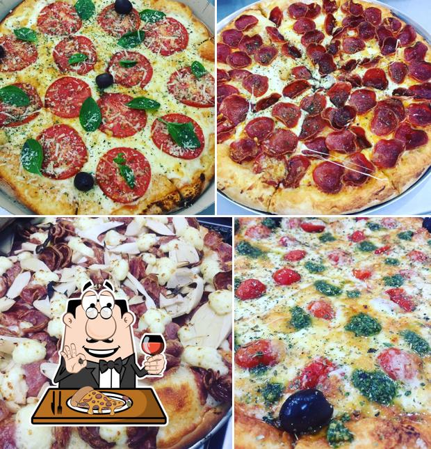 Escolha diferentes variedades de pizza