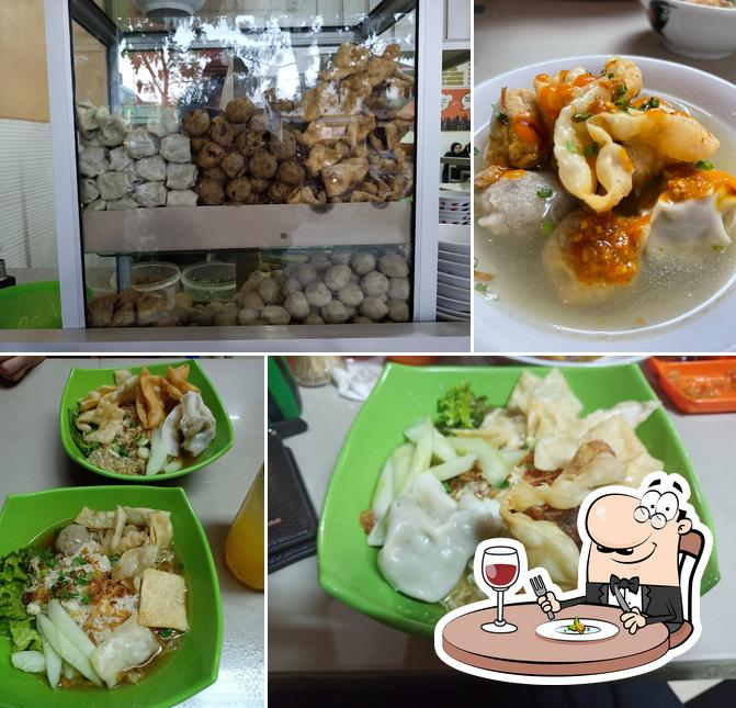 Mie Ayam Dan Bakso Arema Cak Gik Restaurant Batam Restaurant Reviews