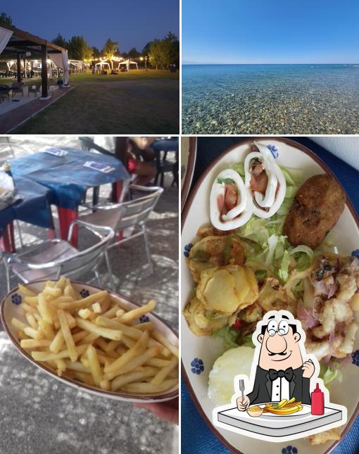 Prova a prendere le patatine fritte a Zefiro Beach