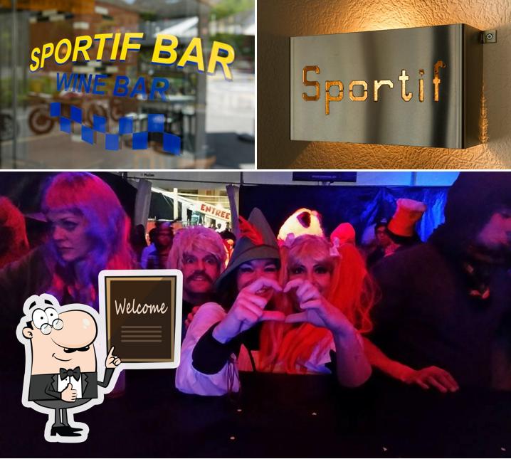 Here's a pic of Bar le Sportif