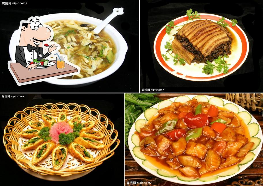 Food at Restaurant Chinezesc Qilin