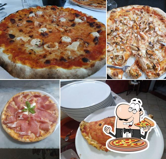 Ordina una pizza a Ristorante Pizzeria Bar La Perla