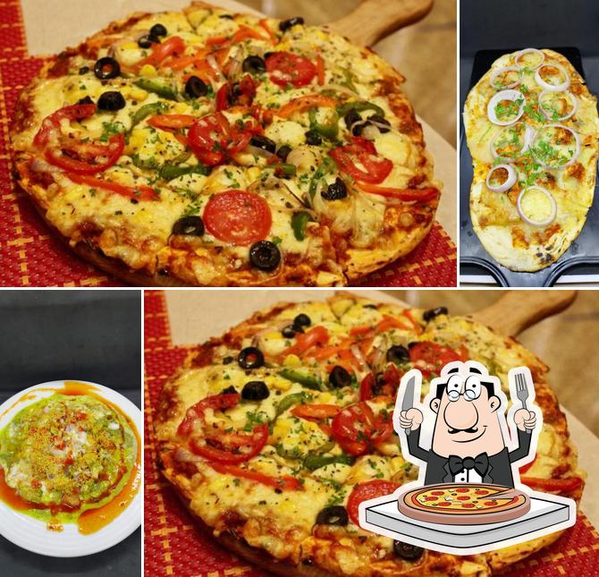 Order pizza at Saptami
