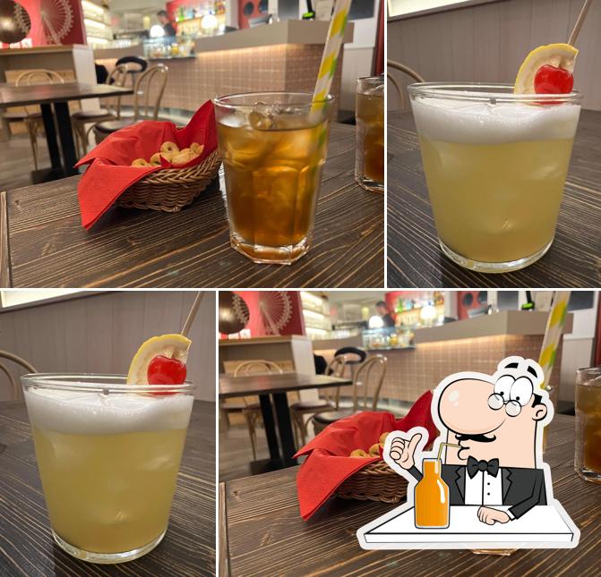 Disfrutra de tu bebida favorita en Velato Cocktail Bar