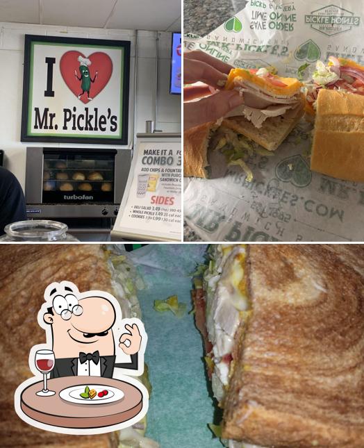 Блюда в "Mr. Pickle's Sandwich Shop - Lake Forest, CA"