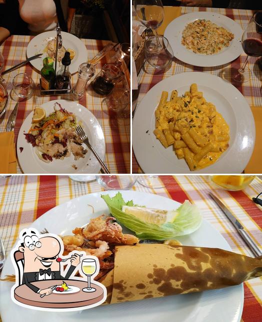 Cibo al Osteria Totò e Peppino