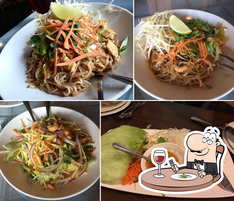 Еда в "Sukhothai Restaurant"