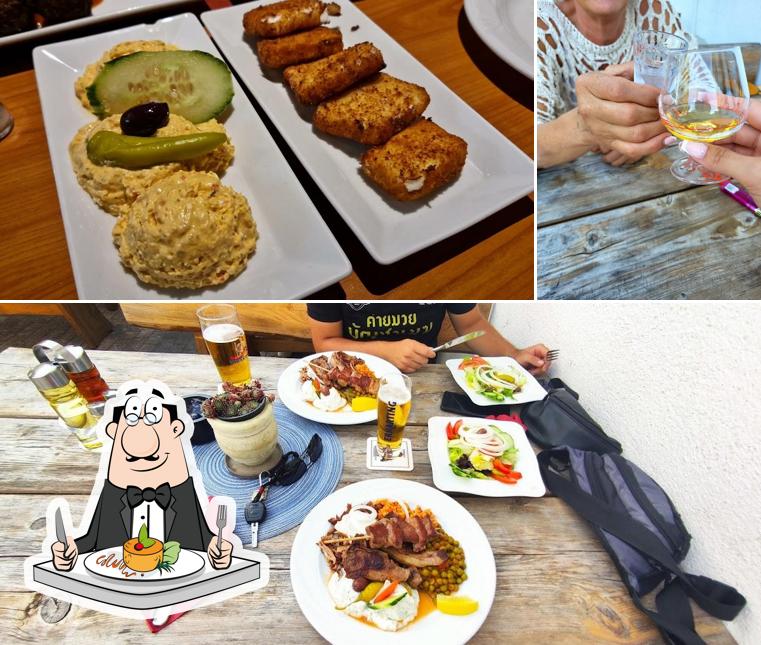 Estas son las fotos que muestran comida y cerveza en Restaurant Alexis Zorbas