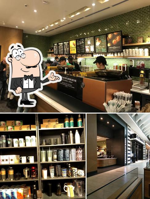 L'intérieur de Starbucks