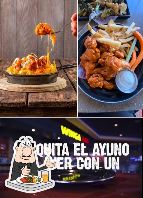 Las Alitas fast food, Mexico City, C. Egipto 142 - Restaurant menu and  reviews