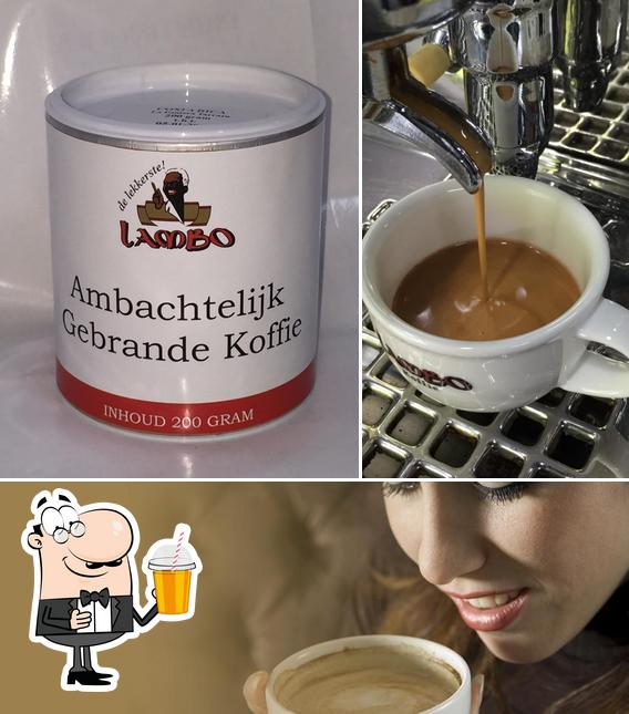 Disfrutra de tu bebida favorita en Lambo Coffee roasting Enschede