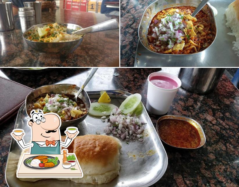 Meals at Arihant Misal - Dange Chowk