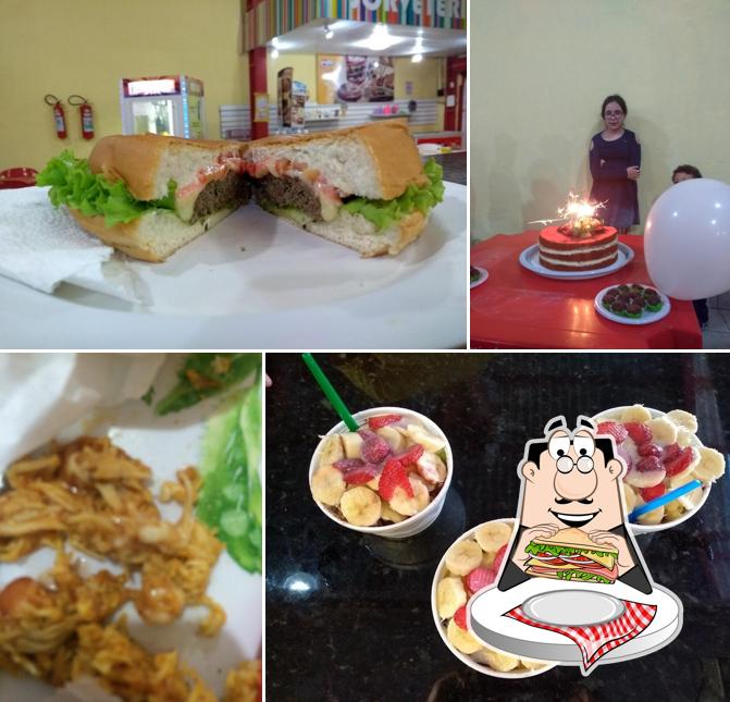 Clube sanduíches em Galpão Lanches