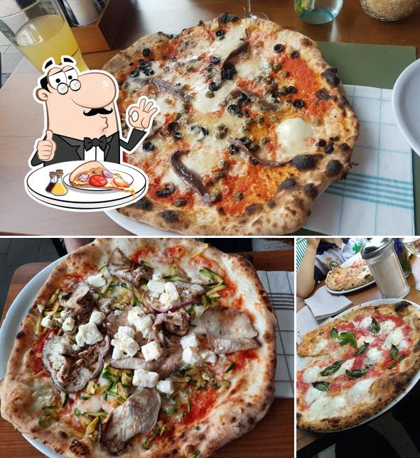 Попробуйте пиццу в "Ristorante Lucca"