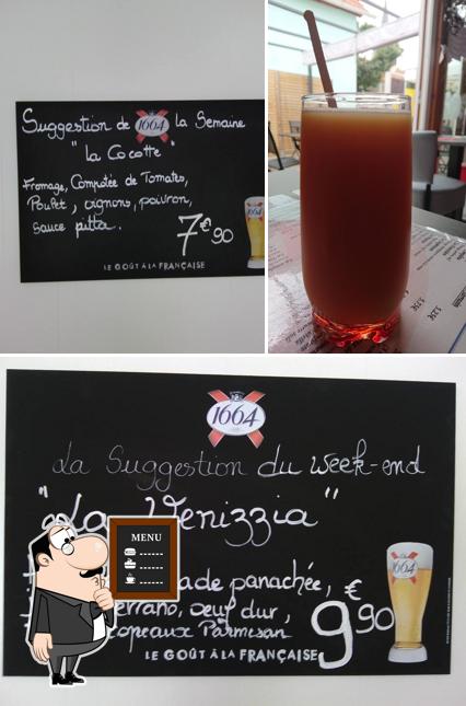 La photo de la tableau noir et de l'alcool de Crêperie Chez Dom’s