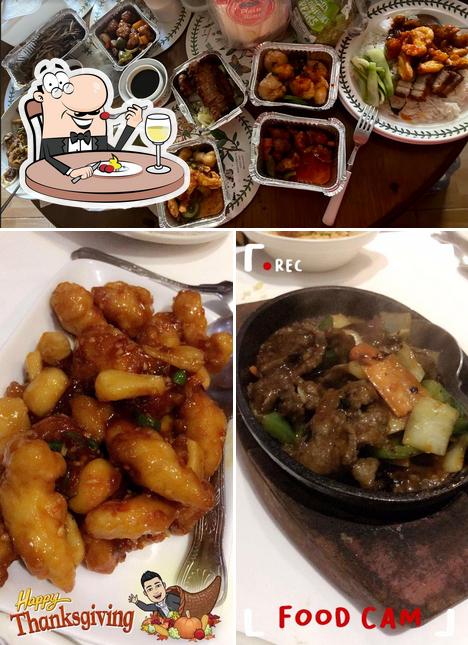 Comida en New Bowl Chinese Restaurant