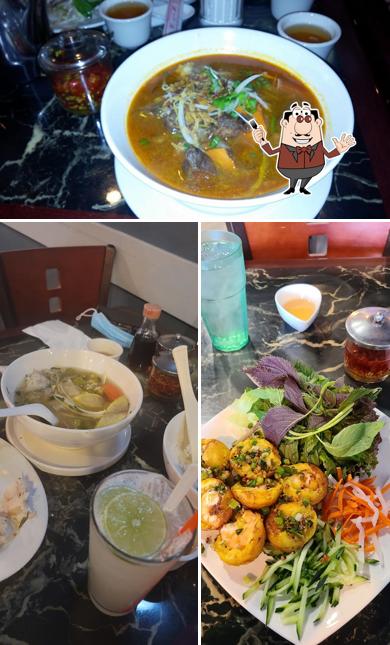 Comida en 108 Vietnamese Restaurant