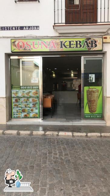 The exterior of Osuna Kebab