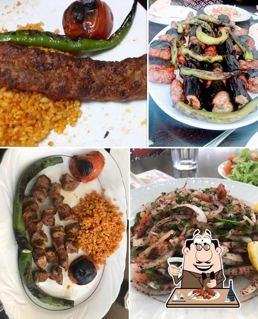 En Kebap 27 se pueden degustar platos con carne 