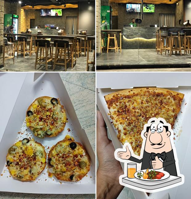 The photo of food and interior at La Pino’z Pizza Krishnanagar